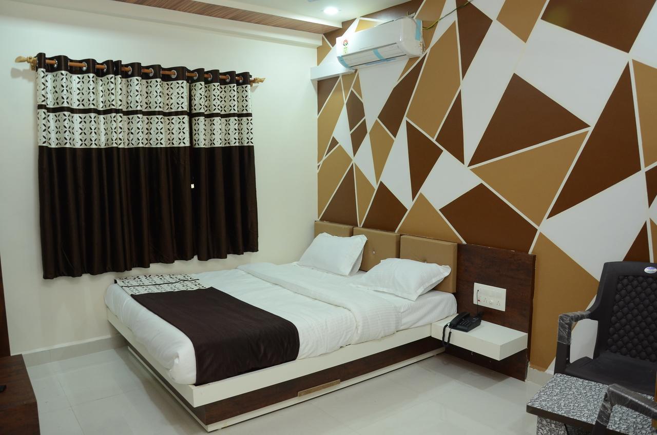 Hotel Bansidhar Somnāth Exterior foto